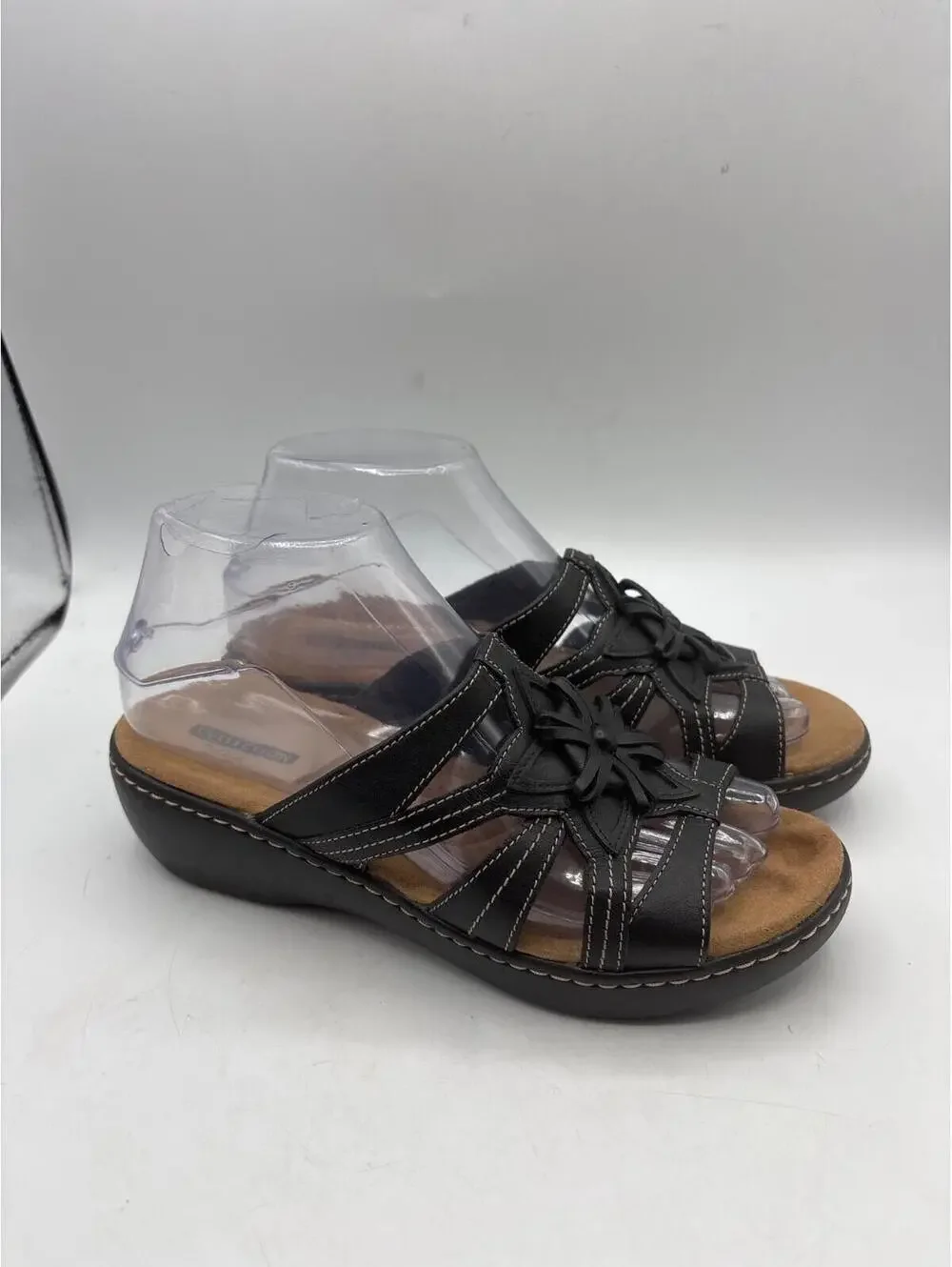 Clarks Delana Venna Comfort Sandals Cut Out Detail Women’s Size 7